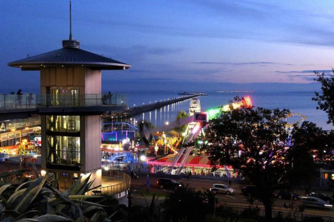 Seafront Suites - Close To Beach, Train Station & Southend Airport Σάουθεντ-ον-Ση Εξωτερικό φωτογραφία